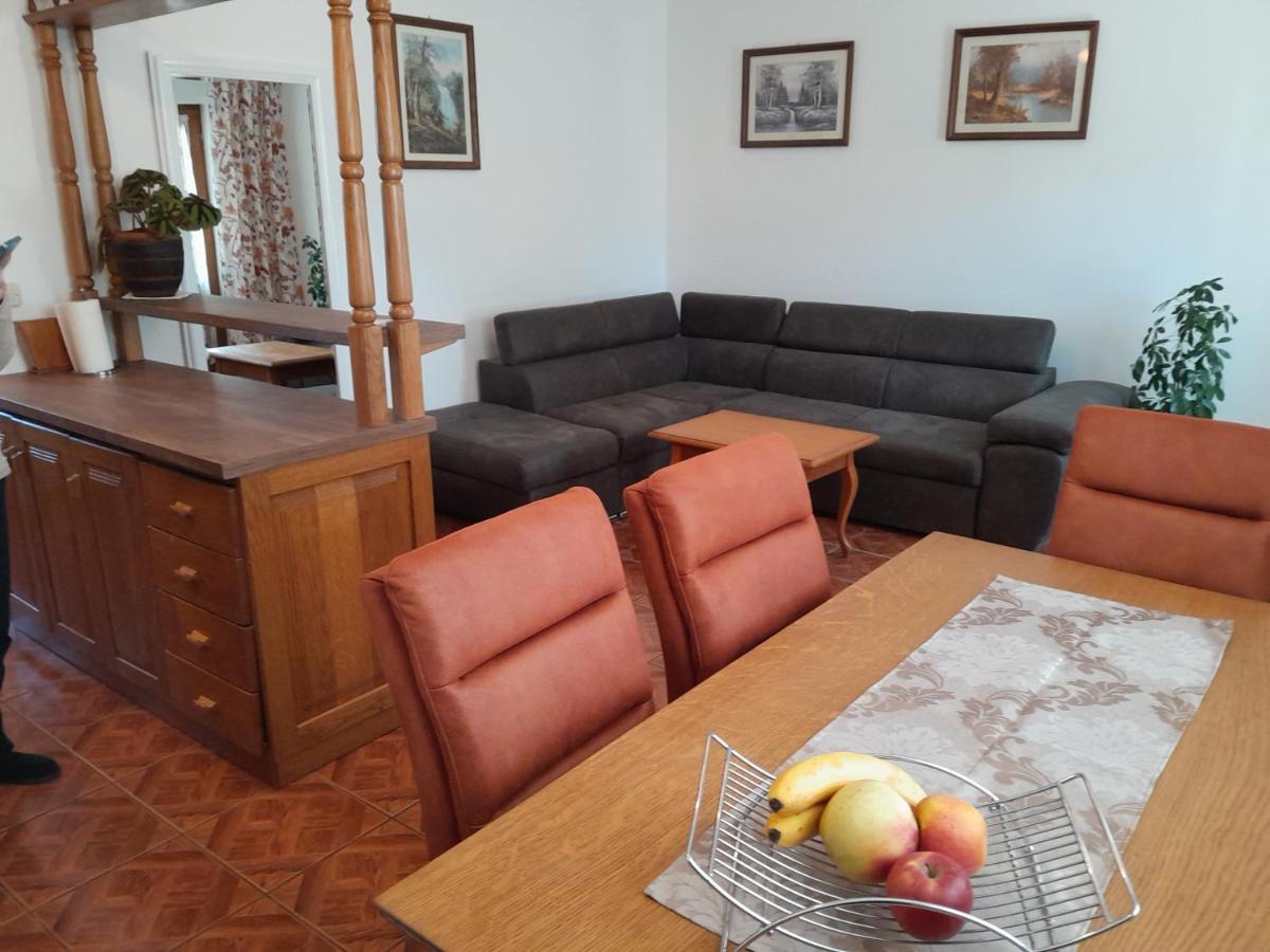 Apartments Ivicek Пореч Экстерьер фото
