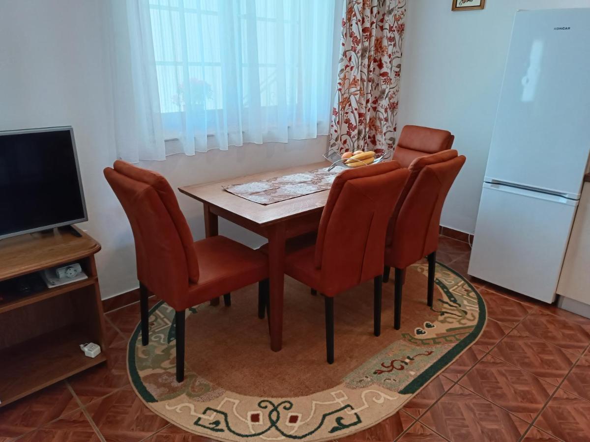 Apartments Ivicek Пореч Экстерьер фото