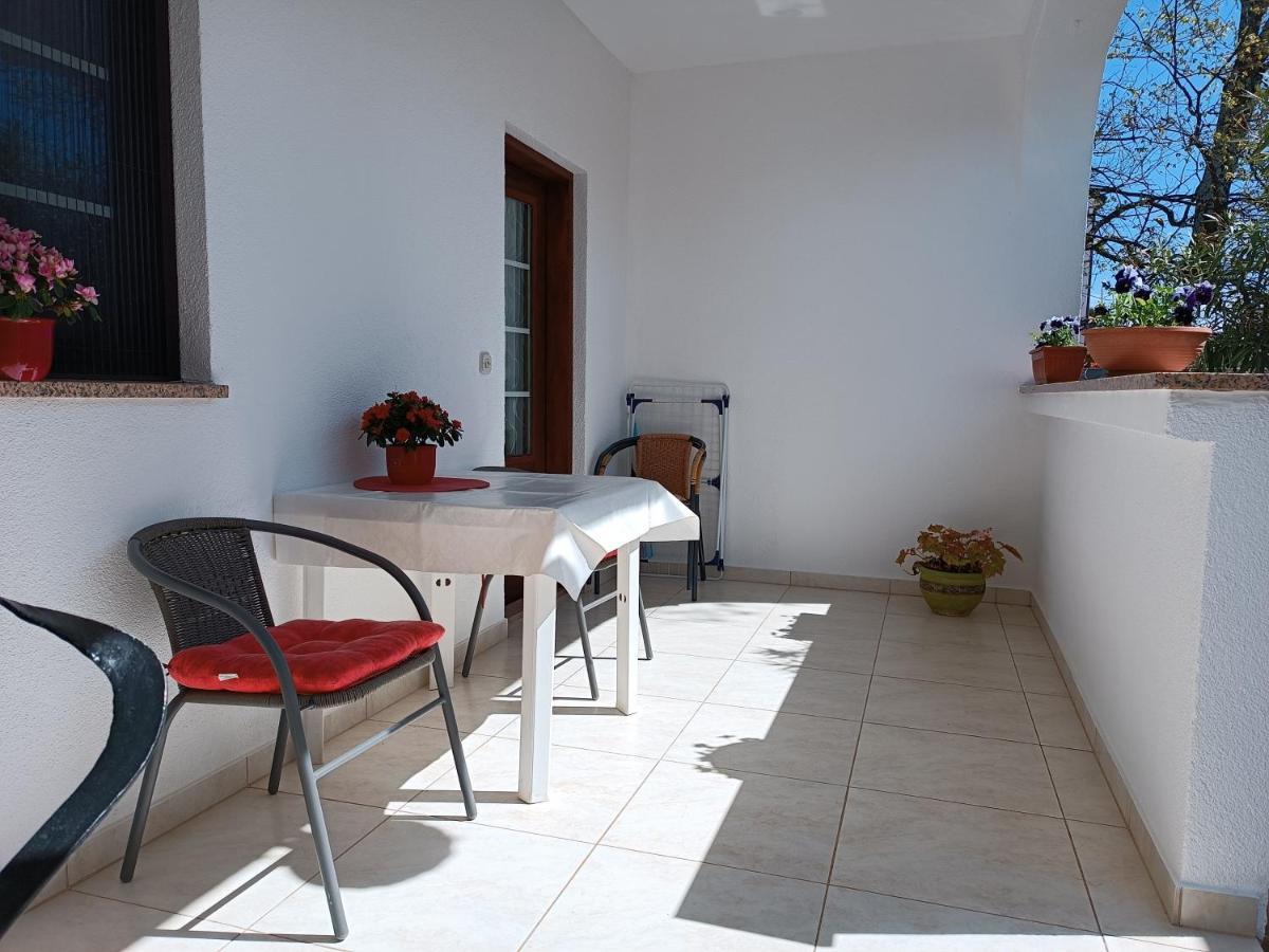Apartments Ivicek Пореч Экстерьер фото