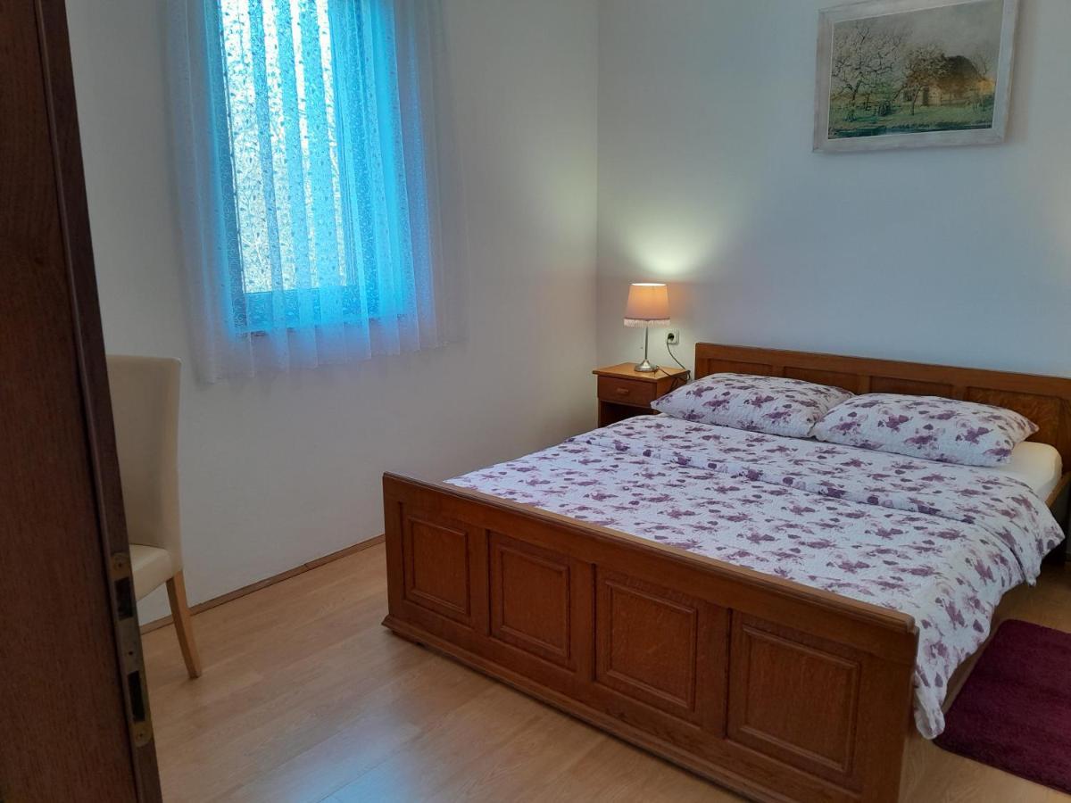 Apartments Ivicek Пореч Экстерьер фото