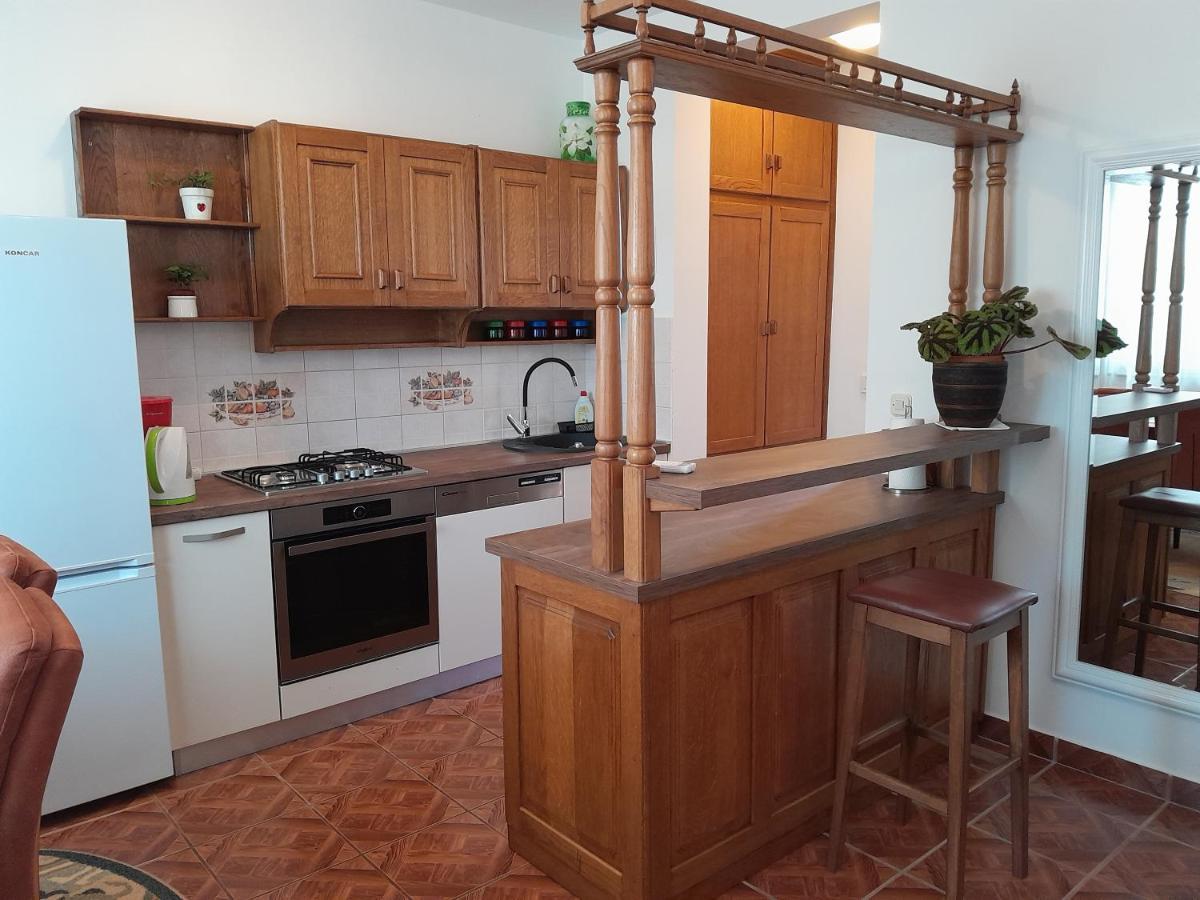 Apartments Ivicek Пореч Экстерьер фото